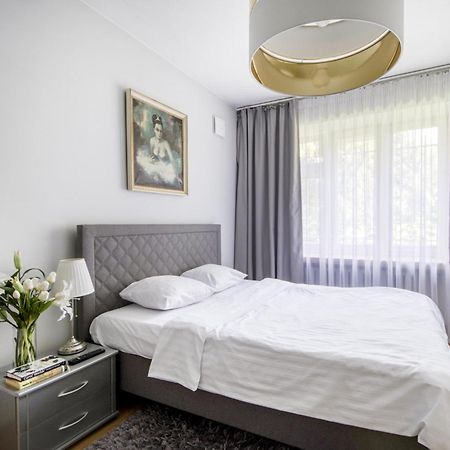 Nr 1 Europa22 Centrum Apartment Old Town Warsaw Stare Miasto Historyczna Kamienica Umiejscowiona W Zabytkowej Czesci Warszawy Obok Parku Multimedialnego I Barbakanu Parking 24H Sniadanie Opcjonaln Breakfast Optional Check In From 14 Pm Parter Ground Екстериор снимка